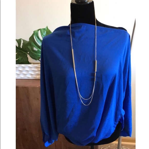 Rory Beca Asymmetrical Top - Picture 2 of 7